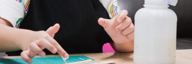 Fabriquer de la colle maison : tuto facile