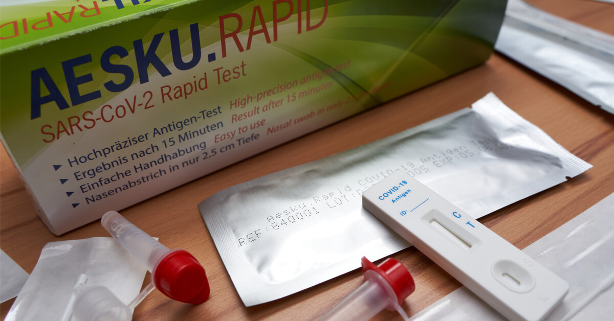 Covid-19 : les autotests désormais autorisés en France