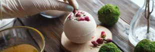 Cosmétique maison : des bombes de bain parfumées faciles à fabriquer !