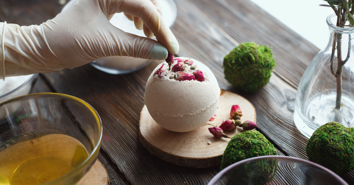 Cosmétique maison : des bombes de bain parfumées faciles à fabriquer !