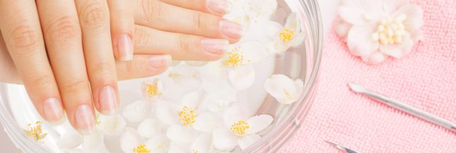 huile de ricin ongle