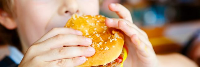 malbouffe os enfants