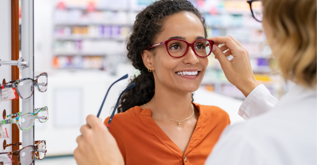 Lunettes 100 % remboursées : les opticiens ne jouent pas le jeu