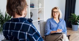 Psychiatre, psychologue, psychanalyste : qui choisir et pour quoi ?