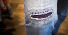 Slow fashion : le visible mending, la tendance qui rallonge la durée de vie des vêtements Slow fashion : le visible mending, la tendance qui rallonge la durée de vie des vêtements