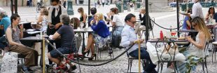 Déconfinement : lieux de culture, terrasses de café... à la mi-mai ?