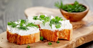 Recette : fromage ail et fines herbes maison Recette : fromage ail et fines herbes maison