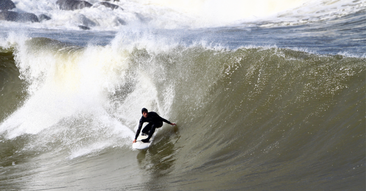 Cet été, des surfeurs volontaires mesurent la qualité des eaux de baignade Cet été, des surfeurs volontaires mesurent la qualité des eaux de baignade