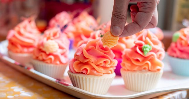 Bougies, cosmétiques, magnets : alerte sur les produits ressemblant à des denrées alimentaires