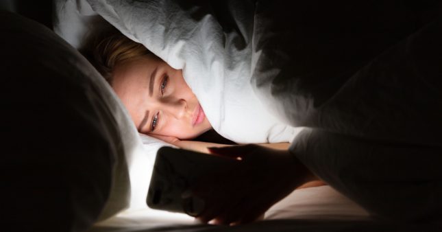 Revenge bedtime procrastination – ou pourquoi on sacrifie son repos pour ‘avoir du temps pour soi’