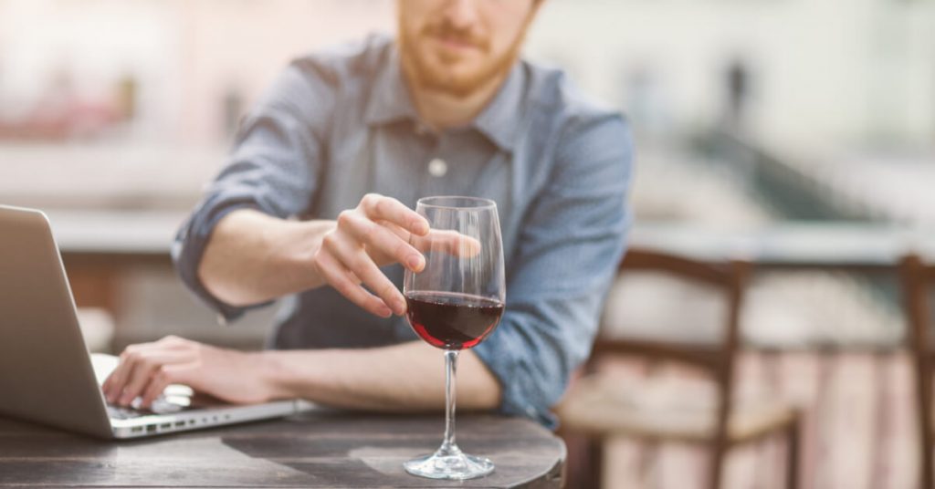 Alcool : plus d’un quart des Français boivent trop