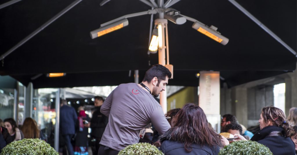 Clap de fin pour les terrasses chauffées dès le printemps 2022