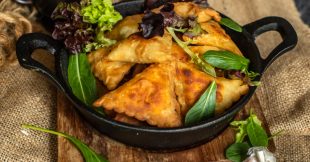 Recette : samoussas aux légumes, viande hachée et curry
