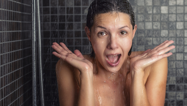 Faites pipi sous la douche pour sauver la planète