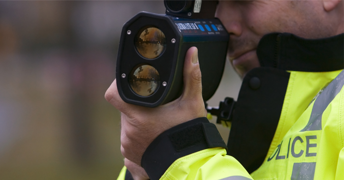 Les radars pourraient bientôt flasher les voitures au contrôle technique périmé Les radars pourraient bientôt flasher les voitures au contrôle technique périmé