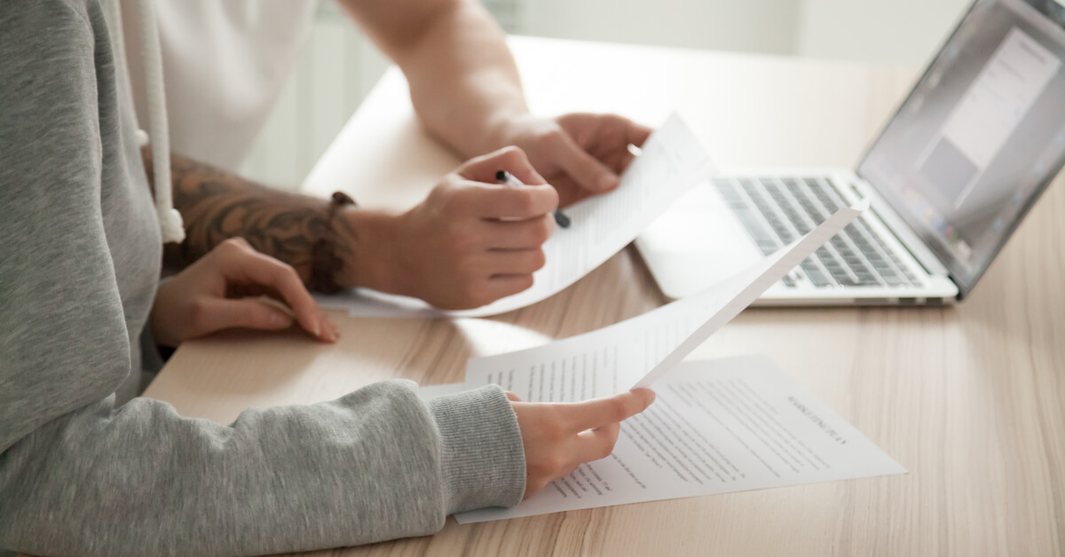 Conditions générales de vente : carton rouge pour de nombreux sites français Conditions générales de vente : carton rouge pour de nombreux sites français