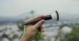 Nettoyer ses pinceaux de maquillage : l’astuce naturelle qui change tout