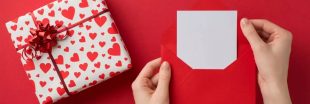 Pourquoi encore envoyer des cartes d'anniversaire papier en 2022 ?