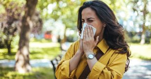Allergie au pollen : symptômes, prévention et remèdes naturels Allergie au pollen : symptômes, prévention et remèdes naturels
