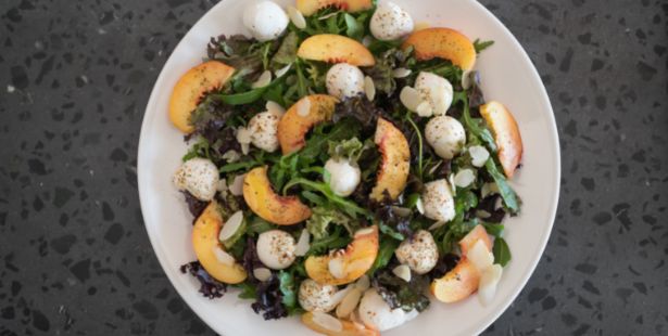 Summer salad with nectarine and feta