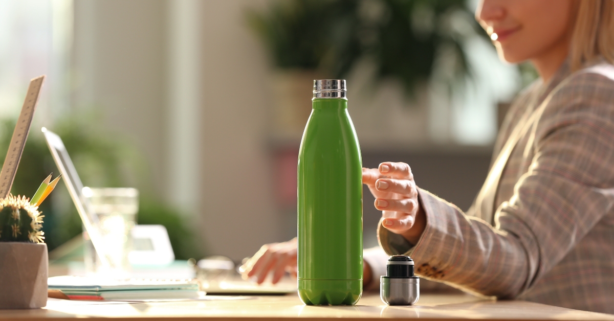 Nettoyez votre gourde en inox ou votre thermos Nettoyez votre gourde en inox ou votre thermos