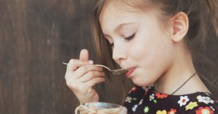 La gelée aux herbes aromatiques, recette surprise pour petits curieux !