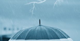 Se protéger des orages : les 11 erreurs les plus fréquentes