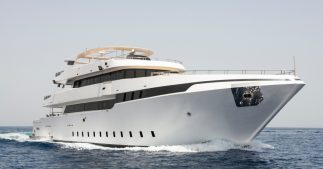 Pollution : après les jets des milliardaires, au tour des yachts d'être traqués Pollution : après les jets des milliardaires, au tour des yachts d'être traqués