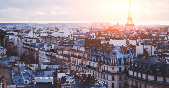 Immobilier à Paris : forte hausse des biens à la vente, les acheteurs peuvent enfin négocier