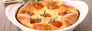 Recette végétarienne - Clafoutis aux tomates cerises et au fromage de chèvre