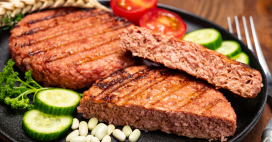 Des steaks végétaux fabriqués avec des déchets pour lutter contre le gaspillage alimentaire
