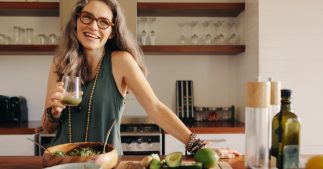 Conseils pour une alimentation saine : 6 idées reçues à oublier de toute urgence Conseils pour une alimentation saine : 6 idées reçues à oublier de toute urgence