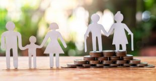 Complémentaires santé des communes : qui sont les bénéficiaires  et à quel prix ?