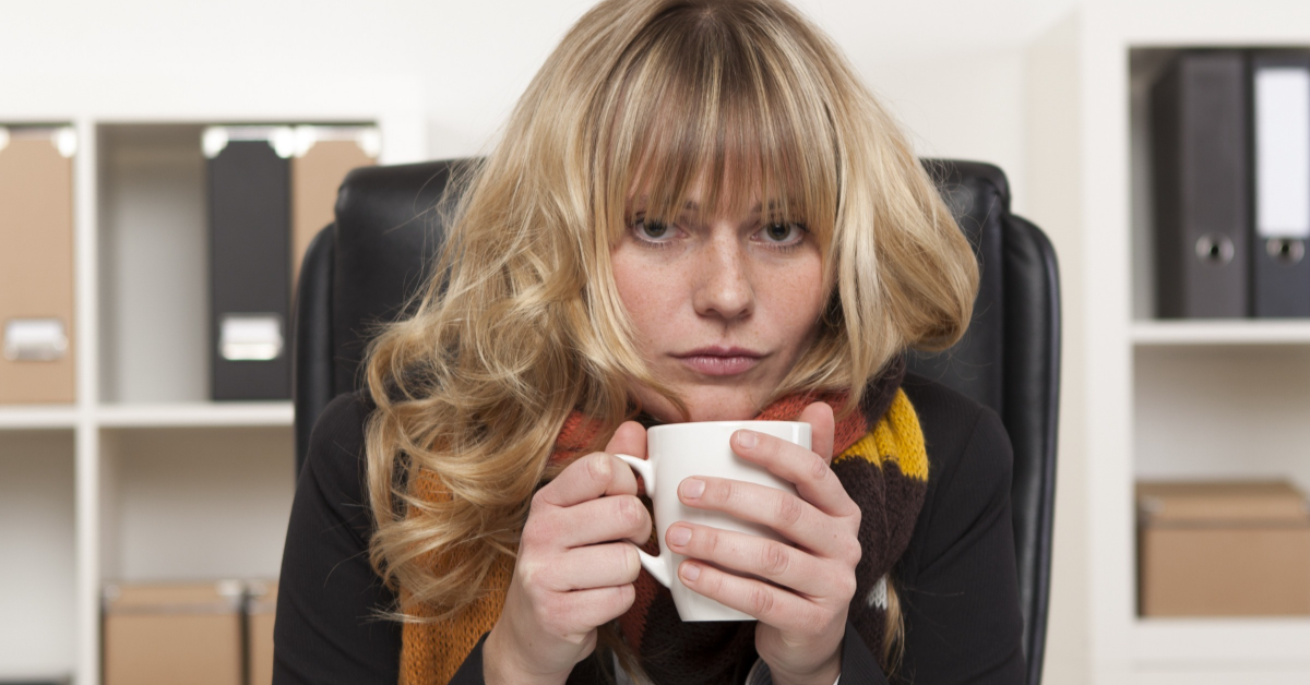 Lutter naturellement contre le froid : 10 astuces pour se réchauffer rapidement en intérieur Lutter naturellement contre le froid : 10 astuces pour se réchauffer rapidement en intérieur