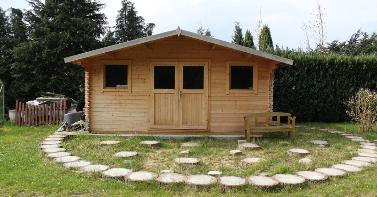 Hausse de la taxe sur les abris de jardin : du jamais-vu pour 2023, à quoi s'attendre ?