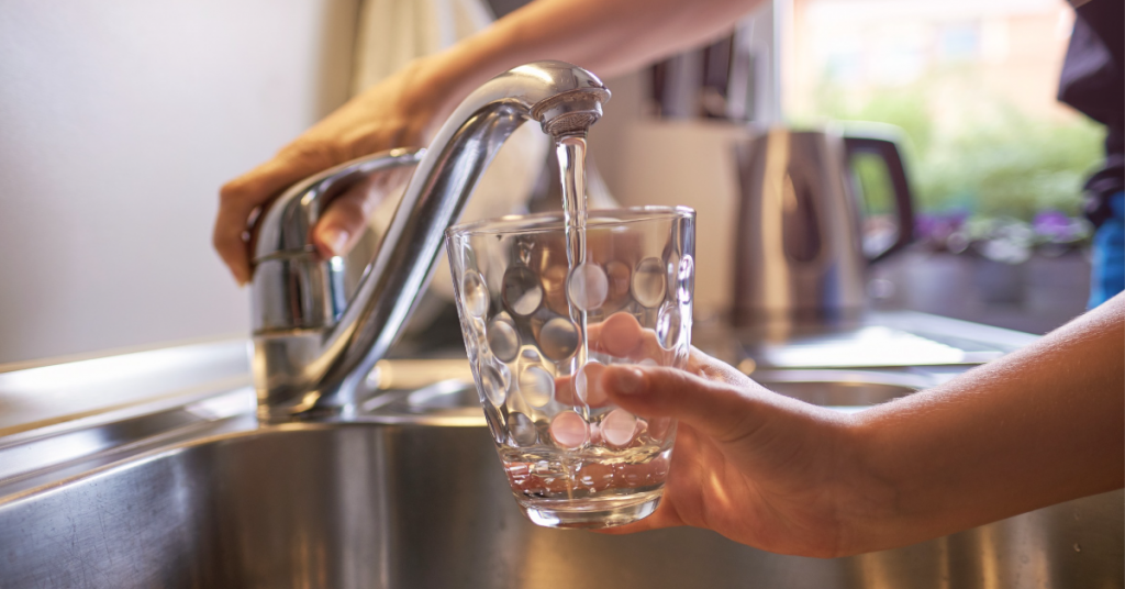 10 personnes ont déjà bu l’eau du robinet que vous consommez