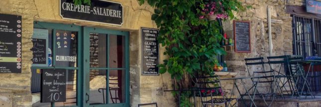 Le village de Gordes, dans le Lubéron, en Provence, France.