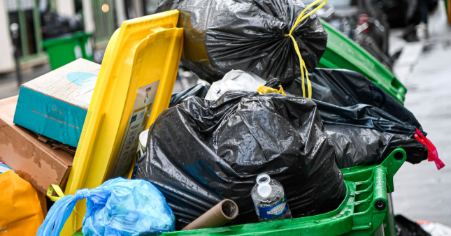 Hausse de la taxe sur les déchets : combien ça va coûter aux ménages ? Hausse de la taxe sur les déchets : combien ça va coûter aux ménages ?