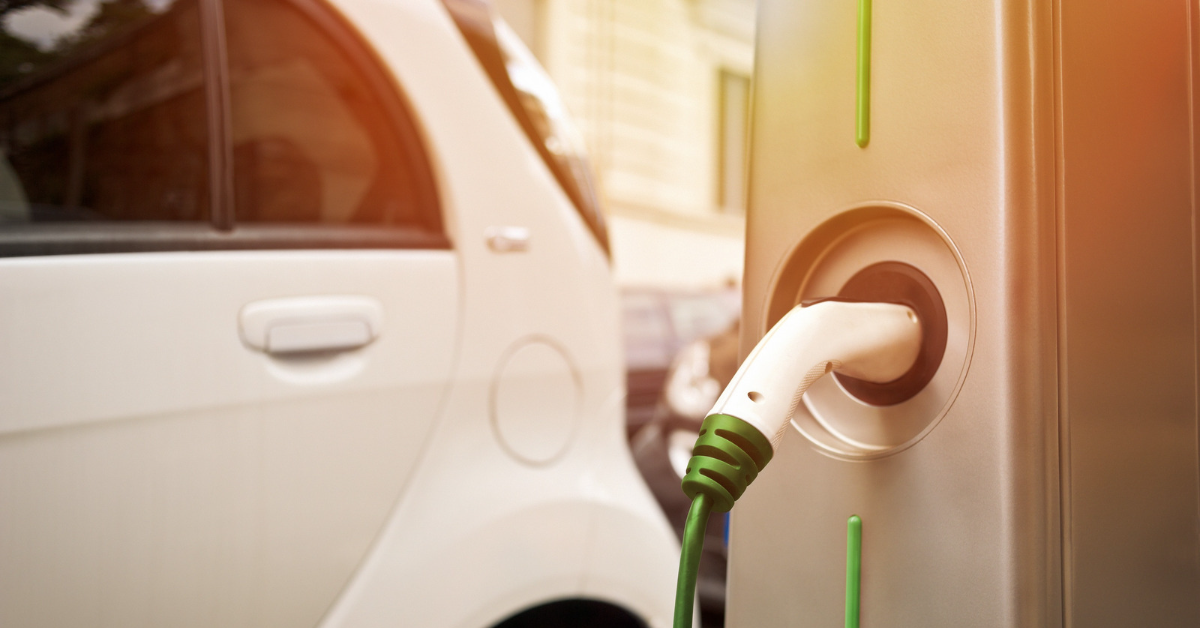 Voiture électrique à 100 euros par mois : ce sera bien en 2023 Voiture électrique à 100 euros par mois : ce sera bien en 2023