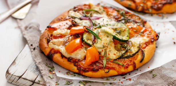 Recette de pizza végétarienne aux légumes