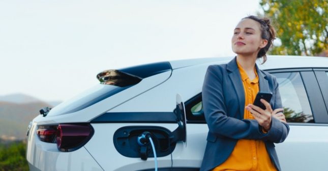 Voiture électrique d'occasion : profitez d'aides financières avant qu'il ne soit trop tard Voiture électrique d'occasion : profitez d'aides financières avant qu'il ne soit trop tard