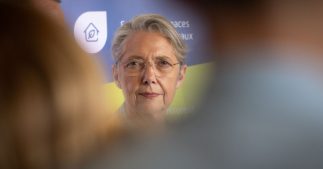 Certificat 'vert', train gratuit... : les annonces du gouvernement pour les jeunes Certificat 'vert', train gratuit... : les annonces du gouvernement pour les jeunes