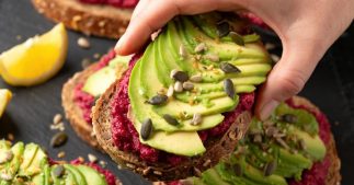 Apéro dînatoire végétarien : 11 recettes hautes en couleurs et en saveurs