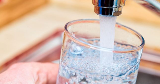 Pesticides dans l'eau du robinet : votre commune est-elle concernée ?