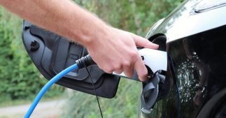 Achat d'une voiture électrique et formalités administratives : entre difficultés et opportunités Achat d'une voiture électrique et formalités administratives : entre difficultés et opportunités