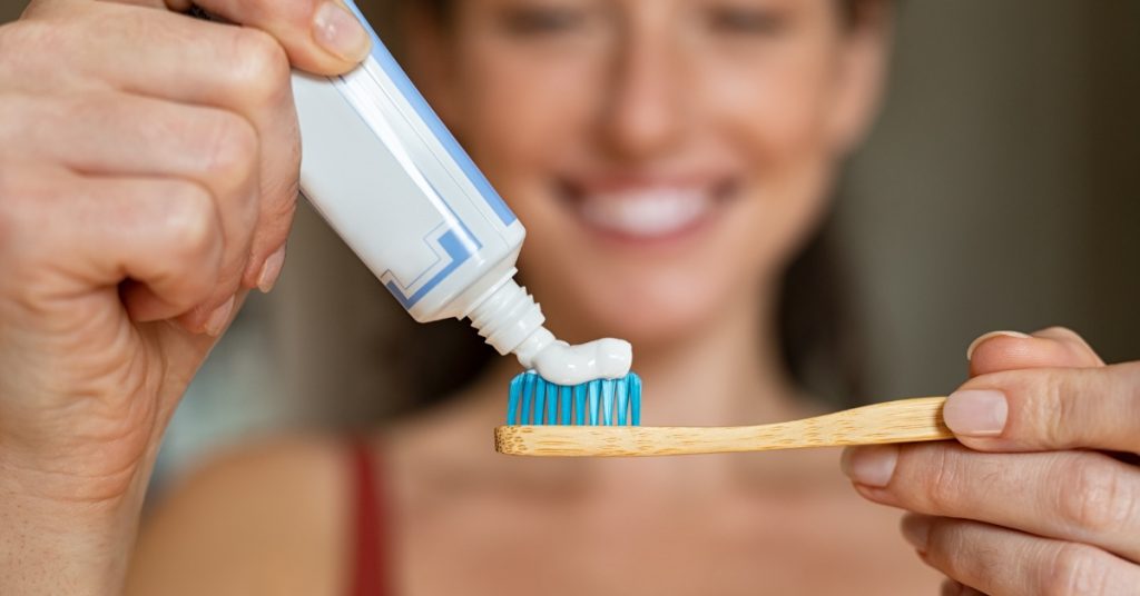 Dentifrices : adieu le dioxyde de titane ?