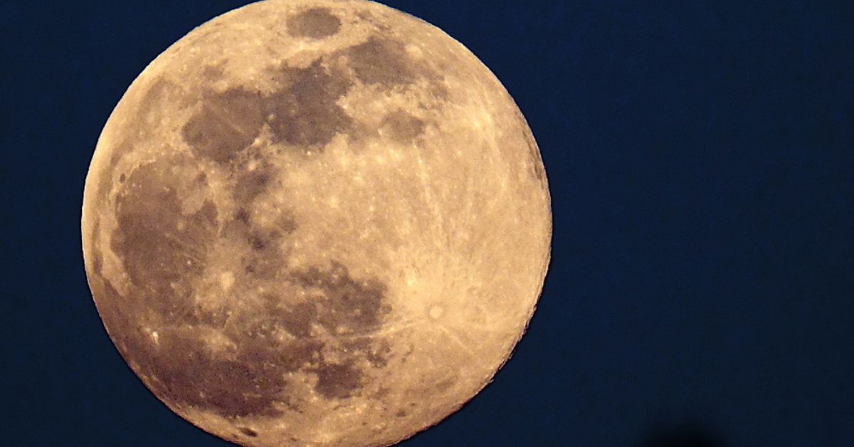 Cette nuit, la Super Lune du Cerf illumine le ciel pour la première fois de l’année 2023