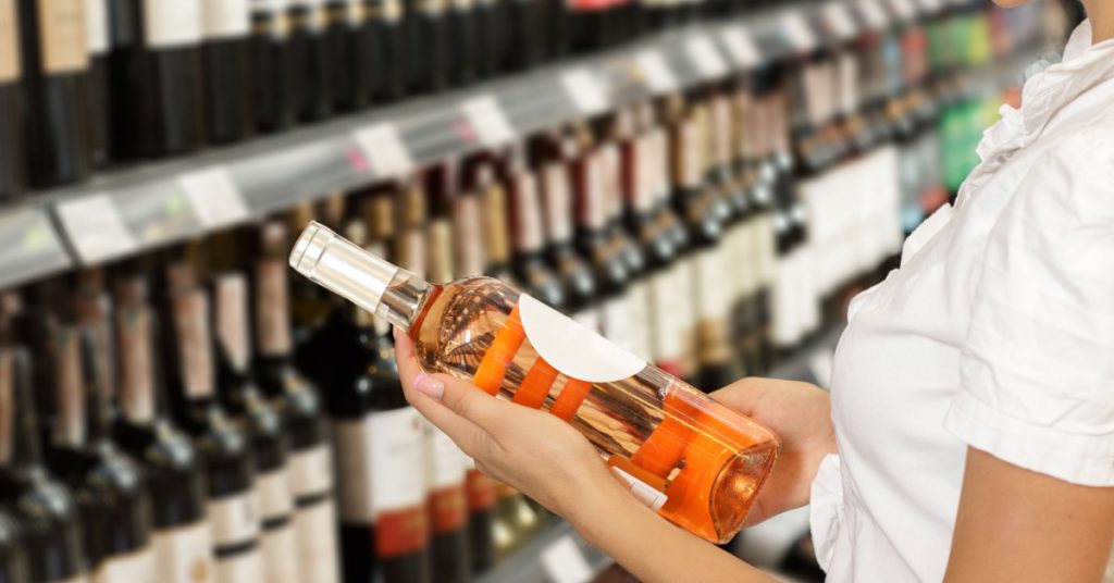 Inflation : vers la hausse des taxes sur l’alcool