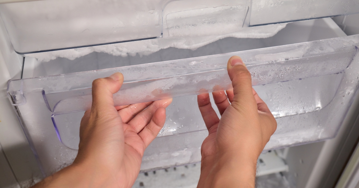 Dégivrer facilement et rapidement son congélateur pour faire des économies