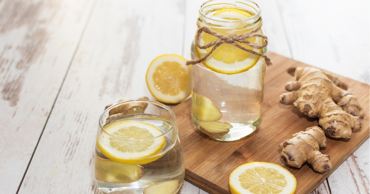 Frais et tonique, le jus de gingembre, un must pour l'été